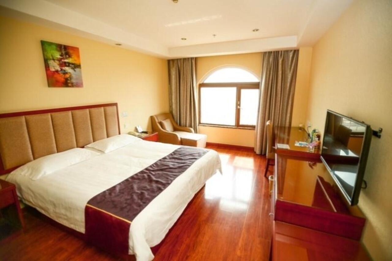 Greentree Inn Shandong Qingdao Wuyishan Road Jiashike Shopping Center Business Hotel Exterior foto